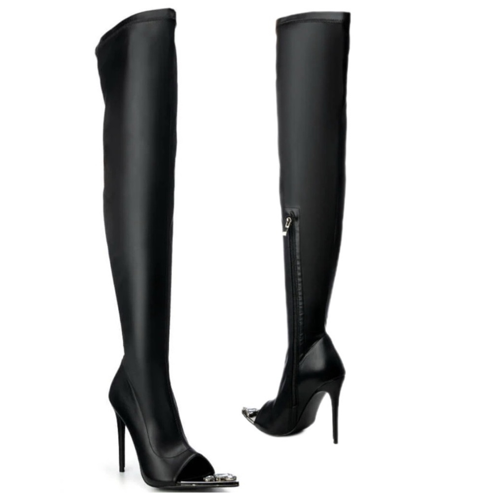 Elegant Black Over-the-Knee Boots